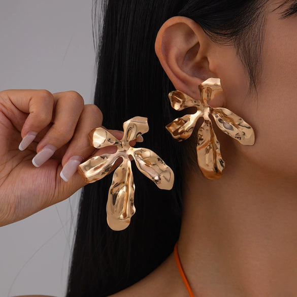 Wholesale Exaggerated Geometric Alloy Earrings With Electroplating For Women