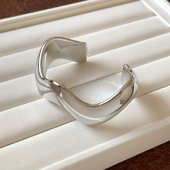 Wholesale Exaggerated Geometric Handmade Acrylic Opening Bracelet