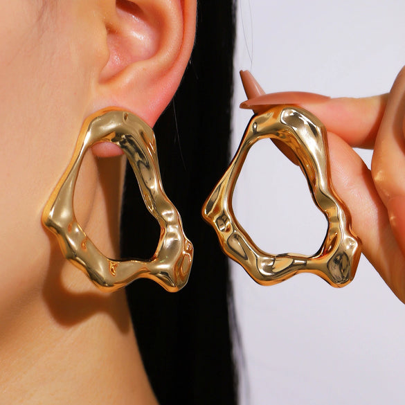 Wholesale Exaggerated Geometric Iron Electroplated Earrings And Necklaces For Women