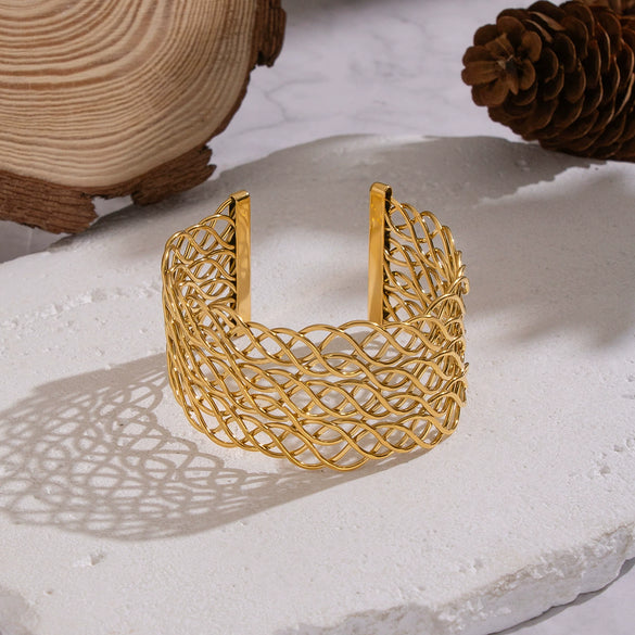 Wholesale Exaggerated Geometric Line Braided Electroplated Stainless Steel Waterproof Jewelry Bracelets Accessories