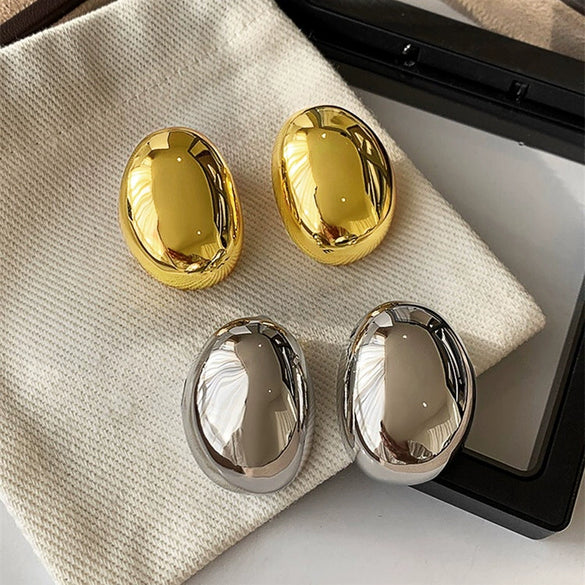 Wholesale Exaggerated Geometric Oval Copper Earrings For Women With Electroplating Design