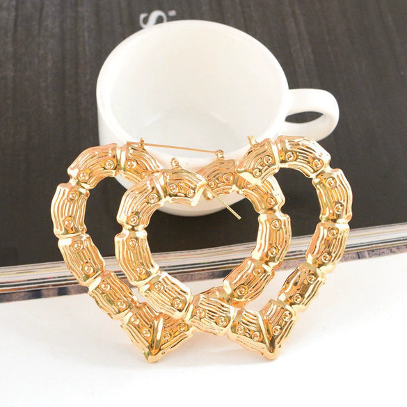 Wholesale Exaggerated Golden Geometric Alloy Hiphop Street Dance Earrings For Women With Electroplating