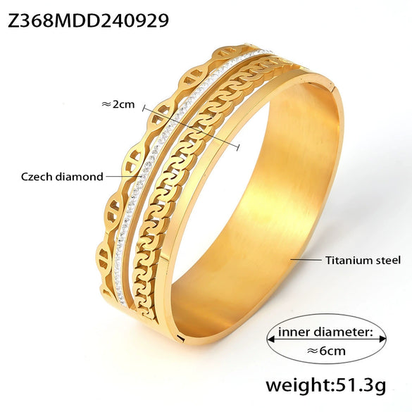 Wholesale Exaggerated Light Luxury Titanium Steel Bracelet With Japanese Buckle And Sticky Drill Electroplated 18K Gold Colorfree