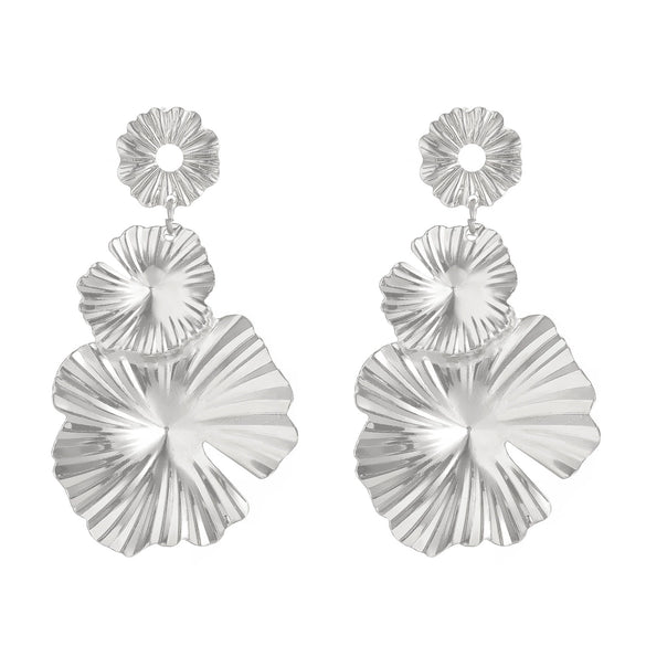 Wholesale Exaggerated Retro Long Alloy Leaf Flower Earrings For Women With Electroplating Treatment