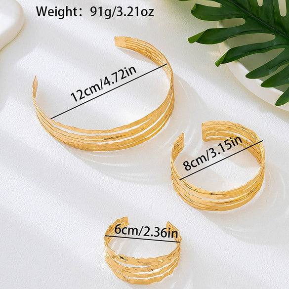 Wholesale Exaggerated Retro Wide Irregular Hollow Cshaped Women's Alloy Jewelry Set With Geometric Pattern And Electroplating