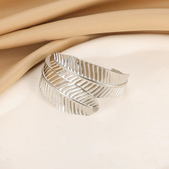 Wholesale Exquisite Exaggerate Style Irregular Leaf Ocean Wide Open Bracelet Stainless Steel Jewelry With Electroplating