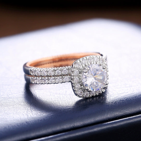 Wholesale Exquisite Luxury Women's Copper Ring with Twocolor Plating and Micro Inlay Geometric Design