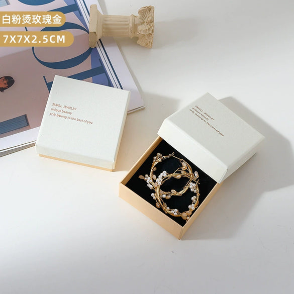 Wholesale Exquisite Multi Use Jewelry Box Made Of Paper And Cardboard For Ring Earrings Bracelet Pendant Necklace Packaging