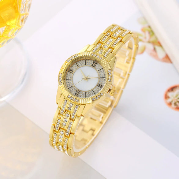 Wholesale Fashion Casual Universal Watch Alloy Shell Round Dial Quartz Watch With Diamond Embedded