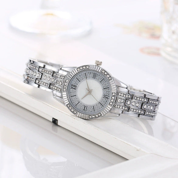 Wholesale Fashion Casual Universal Watch Alloy Shell Round Dial Quartz Watch With Diamond Embedded