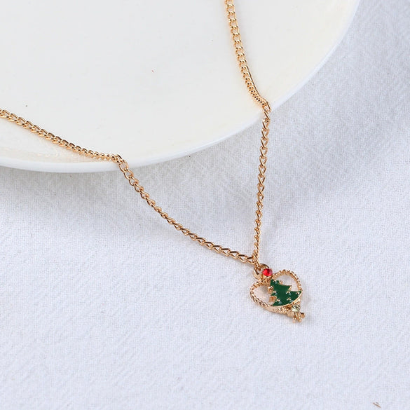 Wholesale Fashion Christmas Earrings Alloy Heart Shaped With Dripping Oil Process And Rhinestones