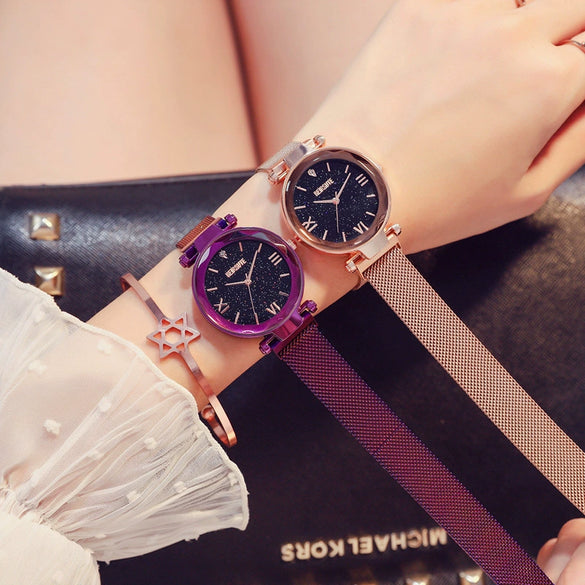 Wholesale Fashion Female Student Round Dial Alloy Case Stainless Steel Strap Star Pattern Watch