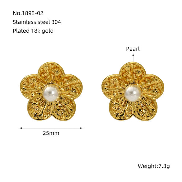 Wholesale Fashion Flower Leaf Titanium Steel Earrings Stainless Steel Gold Plated Water Plated For Women