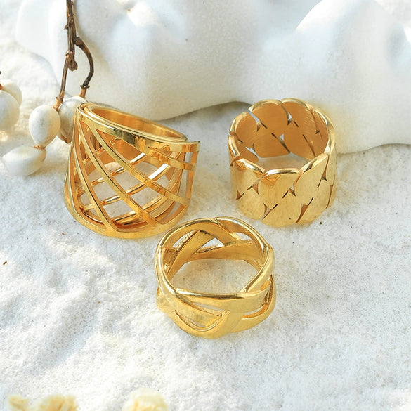 Wholesale Fashion Geometric Design Wide Face Ring Titanium Steel 18K Gold Electroplated Jewelry