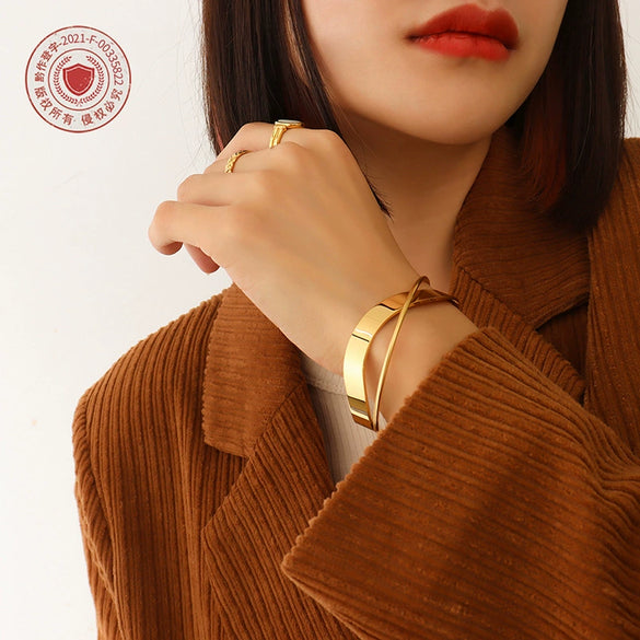 Wholesale Fashion Geometric Joker Cross Open Bracelet Titanium Steel 18K Gold Plated Jewelry