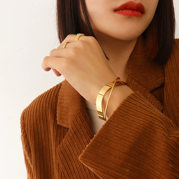 Wholesale Fashion Geometric Joker Cross Open Bracelet Titanium Steel 18K Gold Plated Jewelry