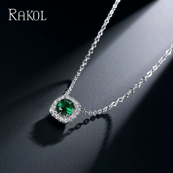 Wholesale Fashion Geometric Square Necklace Inlaid Aaa Zircon Full Diamond Allmatch Pendant For Women