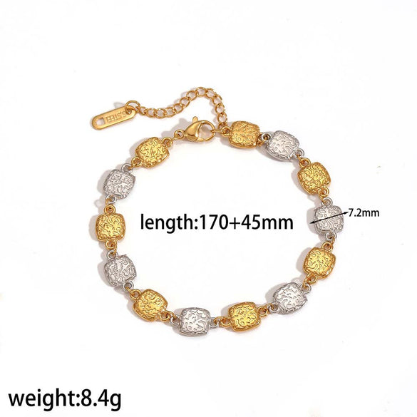 Wholesale Fashion Geometric Square Sequin Stainless Steel Necklace For Women With Electroplating Versatile Simple High End Gold And Silver Titanium Steel Clavicle Chain