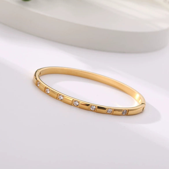 Wholesale Fashion Geometric Stainless Steel Bracelet With Furnace Electroplating For Women And Unisex