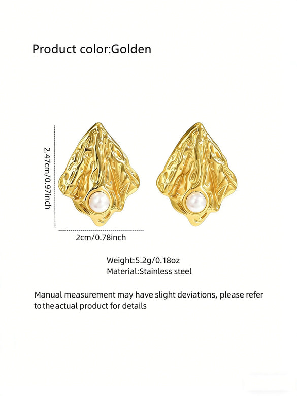 Wholesale Fashion Geometric Stainless Steel Inlay Pearl Scallop Earrings For Women