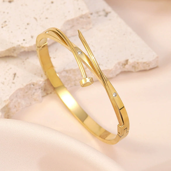 Wholesale Fashion Geometric Stainless Steel 18K Goldplated Titanium Steel Nail Bracelets Accessories