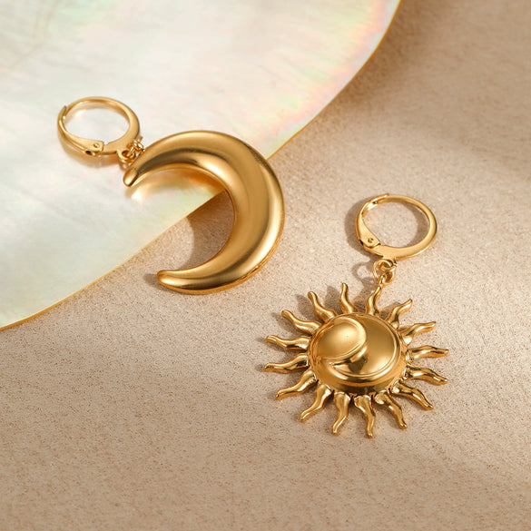Wholesale Fashion Geometric Titanium Steel And 18K Gold Electroplated Moon Sun Earrings For Women