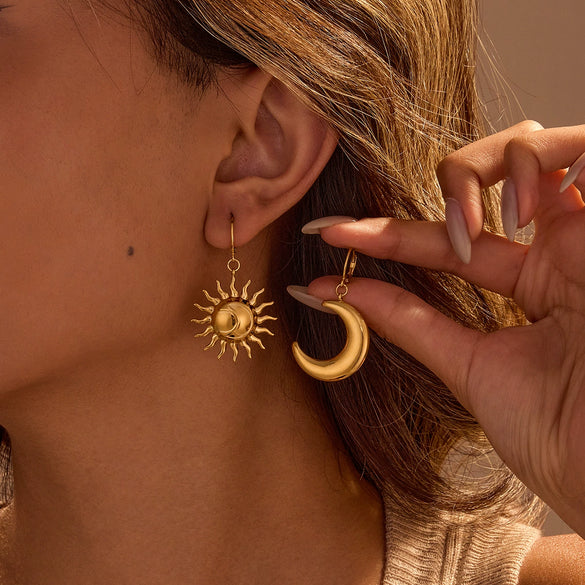Wholesale Fashion Geometric Titanium Steel And 18K Gold Electroplated Moon Sun Earrings For Women
