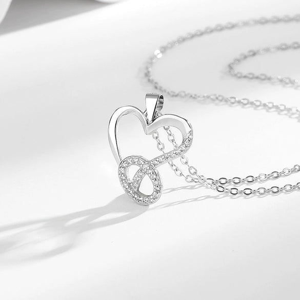 Wholesale Fashion Heart Shape S925 Sterling Silver Pendant Clavicle Necklace
