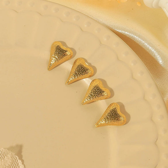 Wholesale Fashion Heart Shape Stainless Steel Electroplating Hammer Love Earrings For Women