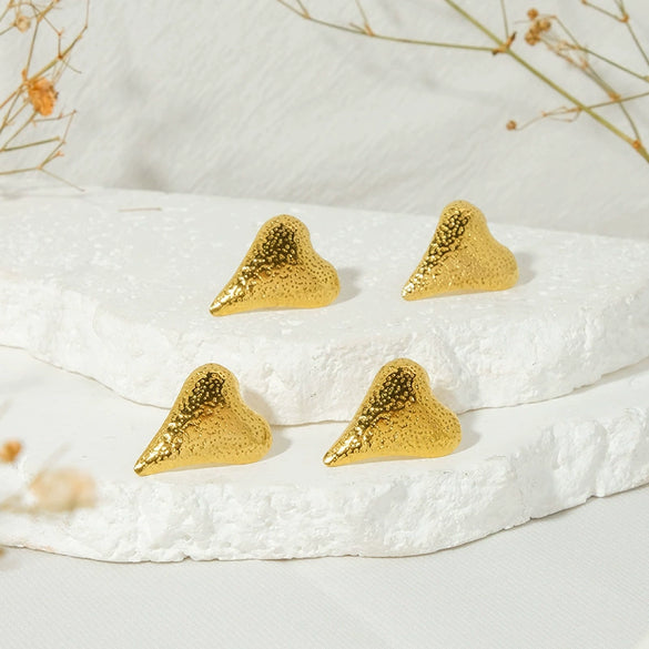 Wholesale Fashion Heart Shape Stainless Steel Electroplating Hammer Love Earrings For Women