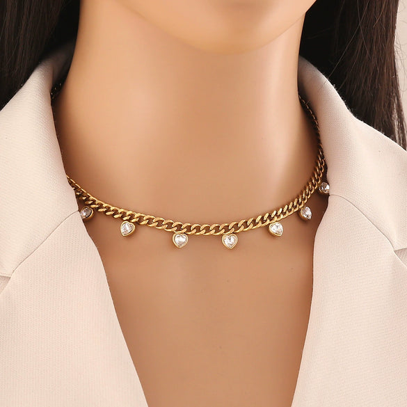 Wholesale Fashion Heart Shaped Stainless Steel Chain Necklace For Women With Electroplating