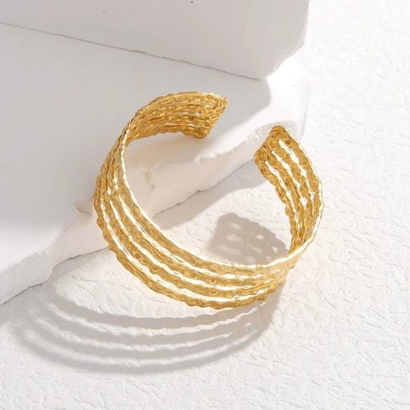 Wholesale Fashion High End Opening Joker Bracelet In Stainless Steel With Geometric Design And Electroplating Treatment