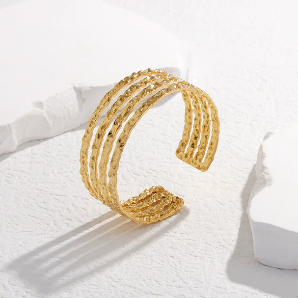 Wholesale Fashion High End Opening Joker Bracelet In Stainless Steel With Geometric Design And Electroplating Treatment