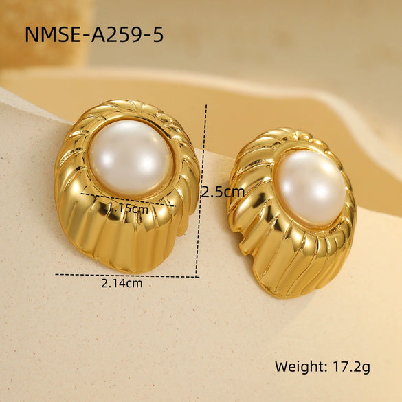 Wholesale Fashion High Sense Inlaid Imitation Pearl Stainless Steel Women's Geometric And Flower Pattern Earrings With Electroplating