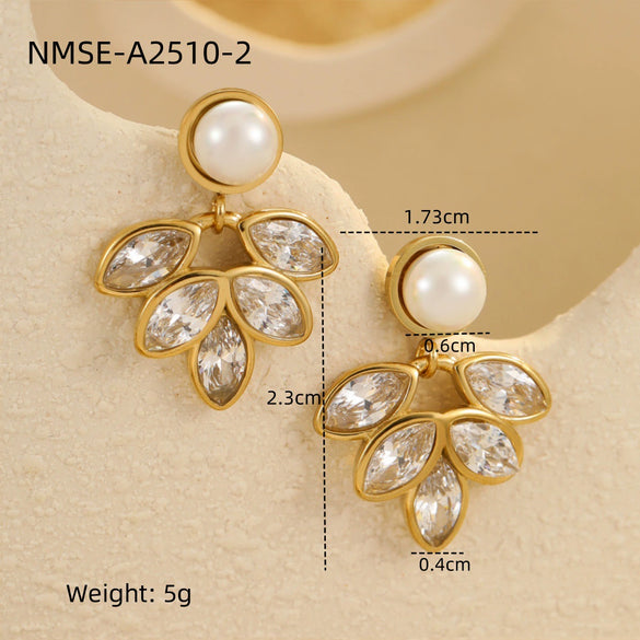 Wholesale Fashion High Sense Inlaid Imitation Pearl Stainless Steel Women's Geometric And Flower Pattern Earrings With Electroplating