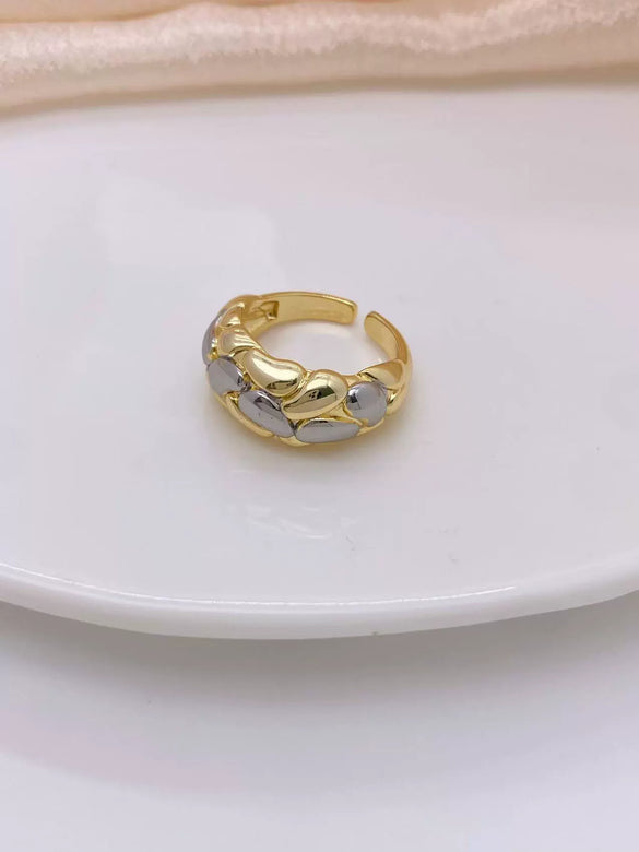 Wholesale Fashion Highend Hollow Weaving Geometric Copper 18K Gold Plated Ring Jewelry