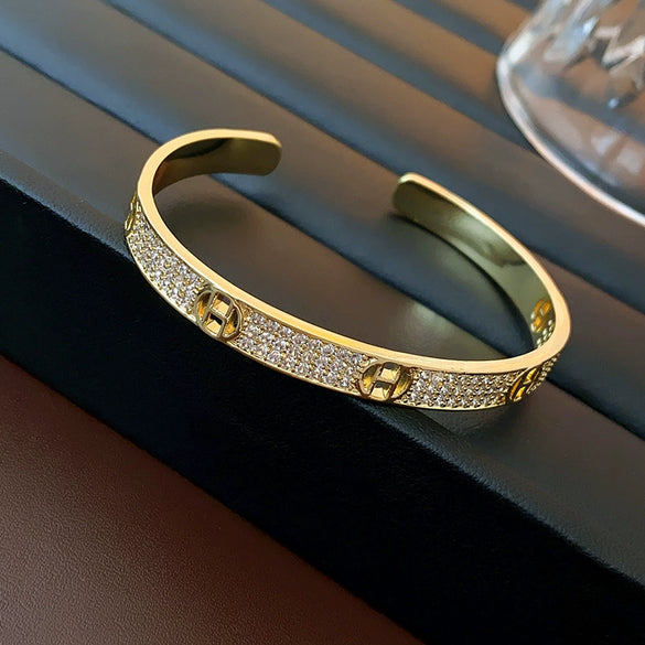 Wholesale Fashion Jewelry Copper H Letter Cold Wind Electroplating Bracelet For Women