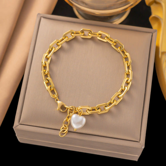 Wholesale Fashion Light Luxury Electroplated Stainless Steel Geometric And Heart Shape Bracelet For Women