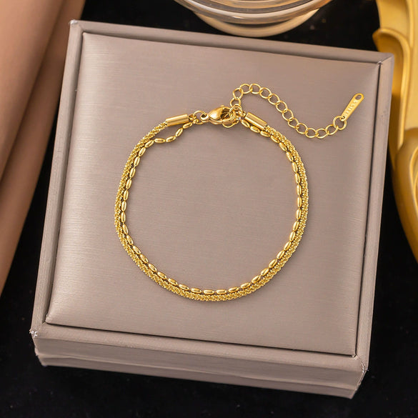 Wholesale Fashion Light Luxury Electroplated Stainless Steel Geometric And Heart Shape Bracelet For Women