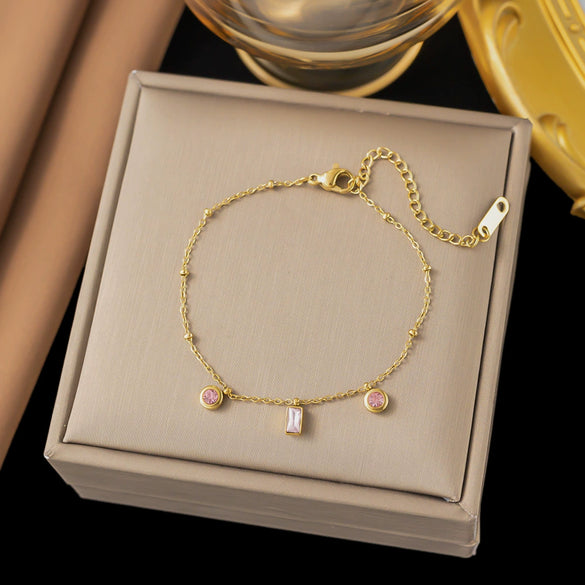 Wholesale Fashion Light Luxury Electroplated Stainless Steel Geometric And Heart Shape Bracelet For Women