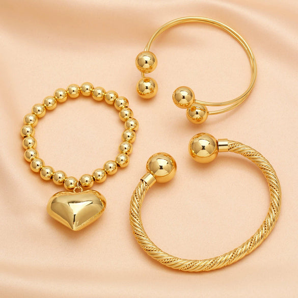 Wholesale Fashion Love Beaded Copper Heart Shaped Gold Plated Electroplated Women's Bracelet