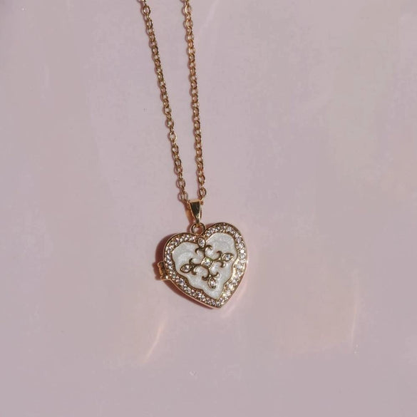 Wholesale Fashion Love Oil Dripping Opening And Closing Clavicle Necklace Copper Enamel Geometric Pendant O Word Chain Electroplated For Women