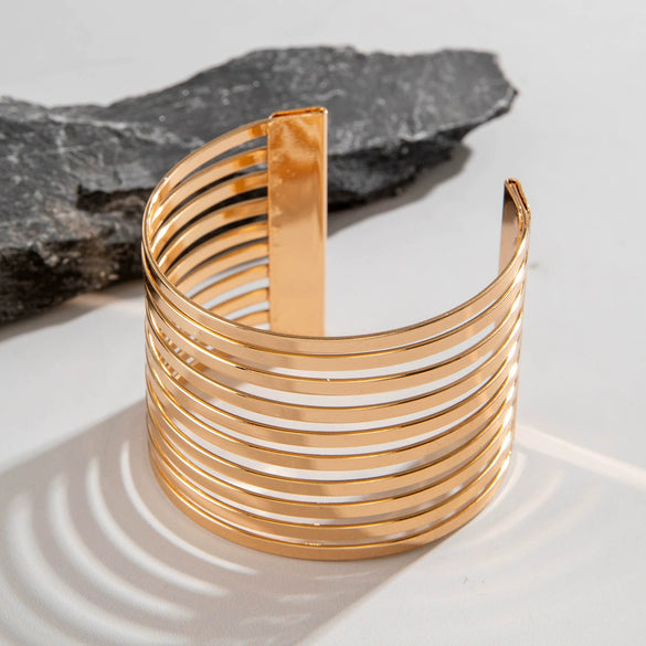 Wholesale Fashion Metal Hollow Exaggerated Opening Alloy Bracelet For Women With Geometric Design