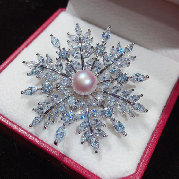 Wholesale Fashion Ol Style Copper Natural Freshwater Pearl Snowflake Zircon Brooch For Women