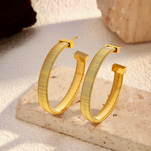 Wholesale Fashion Ol Style Electroplated Ushaped Stainless Steel Earrings For Women