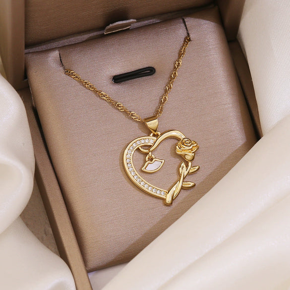 Wholesale Fashion Plated Copper Love Heart Shape Butterfly Pendant Necklace