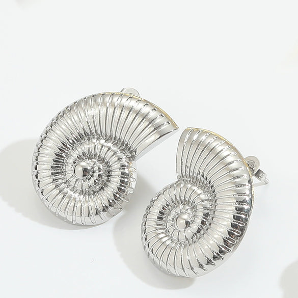 Wholesale Fashion Retro Glossy Copper Plated Spiral Conch Shape Animal Zodiac Design Earrings Unisex