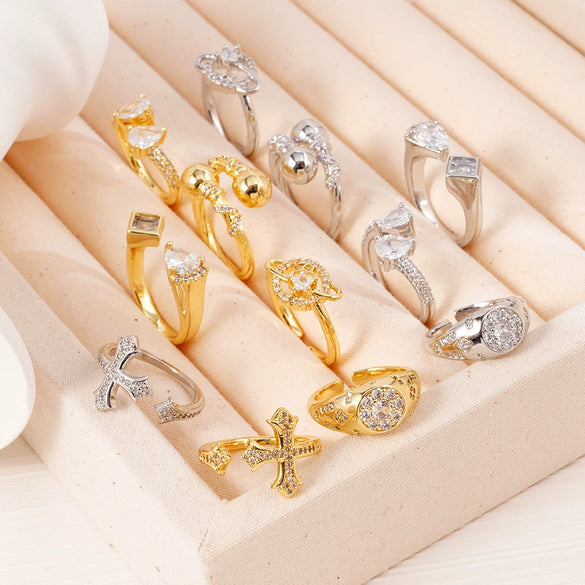 Wholesale Fashion Retro Simple Love Copper Ring Inlaid Zircon With Geometric Pattern And Electroplating For Women