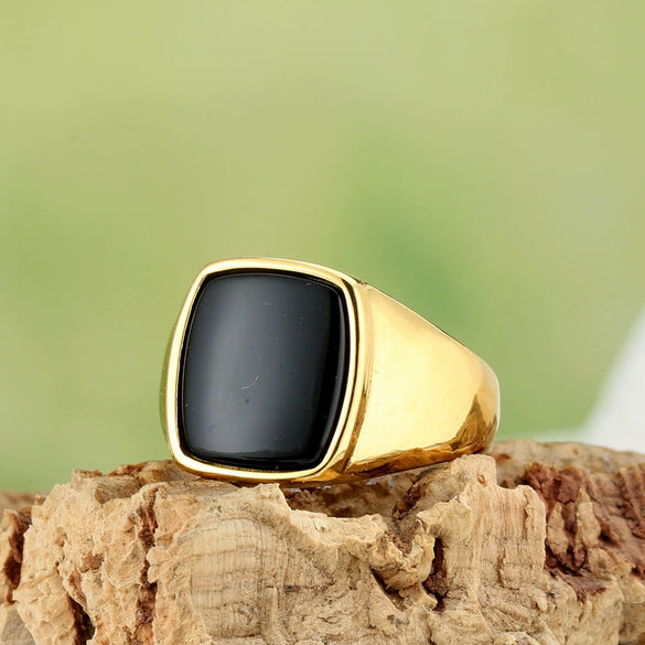 Wholesale Fashion Simple Geometric Black Stone Titanium Steel Ring For Men And Women With Polishing Treatment