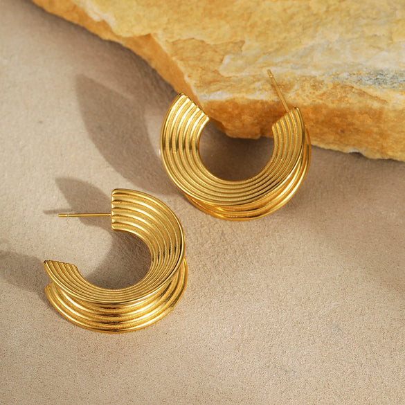 Wholesale Fashion Simple Geometric Stainless Steel And Titanium Steel Hoop Earrings For Women With Electroplating